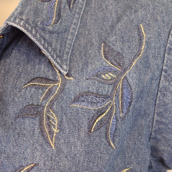 Together Vintage 90s Denim Shirt Medium - Embroidered Snap Front Jean Top - Picture 8 of 10